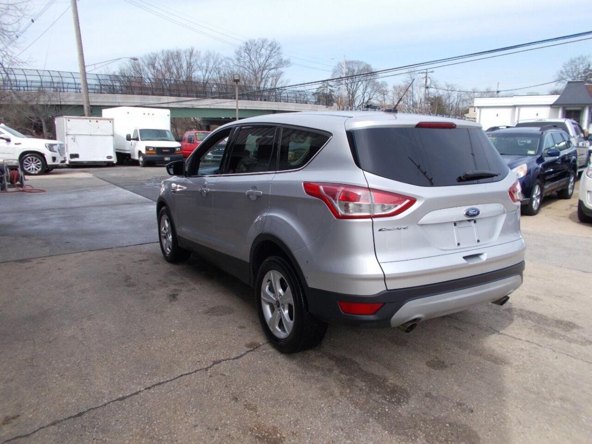 2015 FORD ESCAPE MIddletown New Jersey 07748