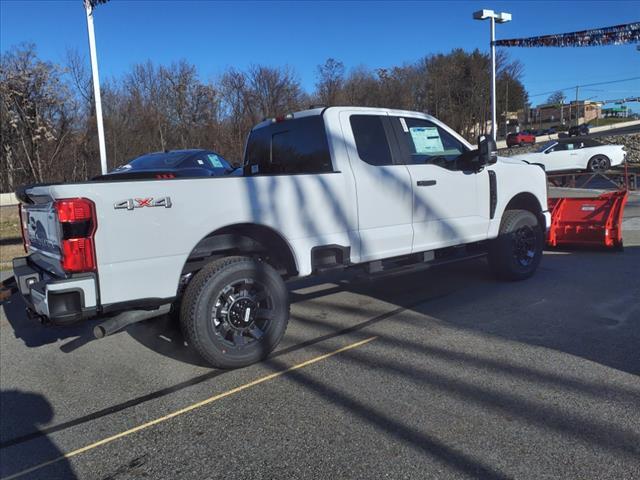 2023 FORD F-350 SUPER DUTY Butler New Jersey 07405