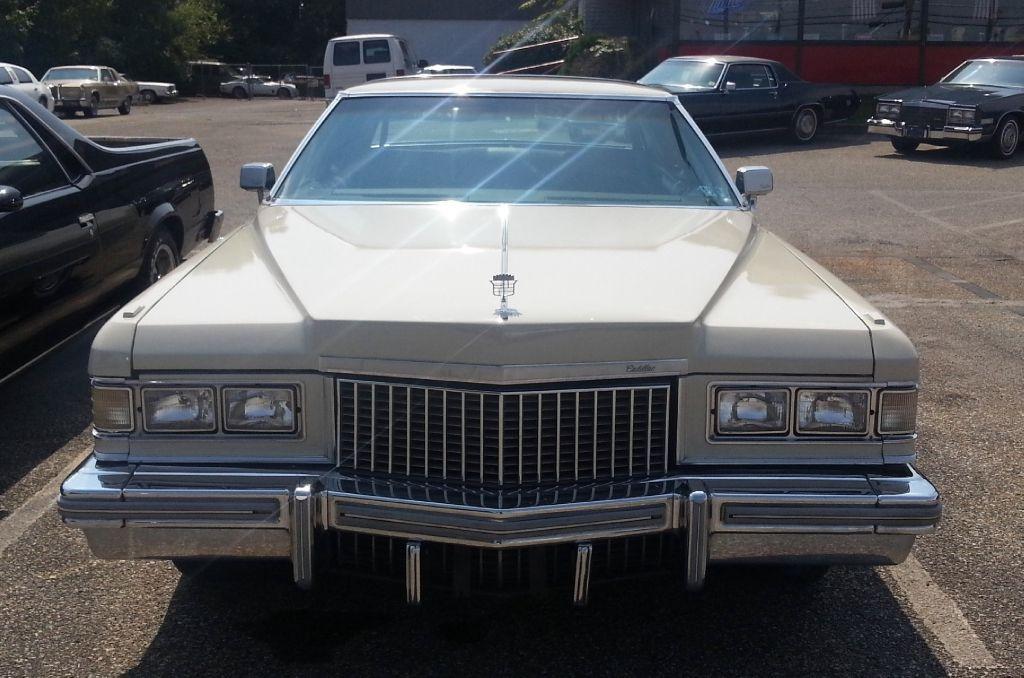 1975 CADILLAC DEVILLE Stratford New Jersey 08084