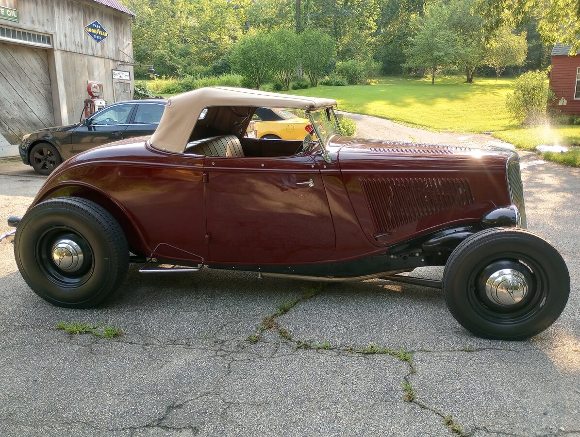 1934 Ford Roadster - Photo 5