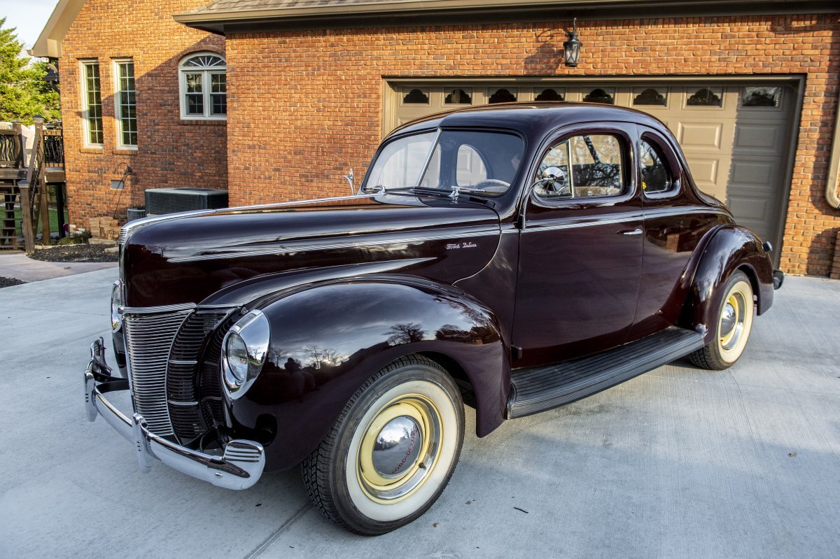 1940 Ford Deluxe Coupe