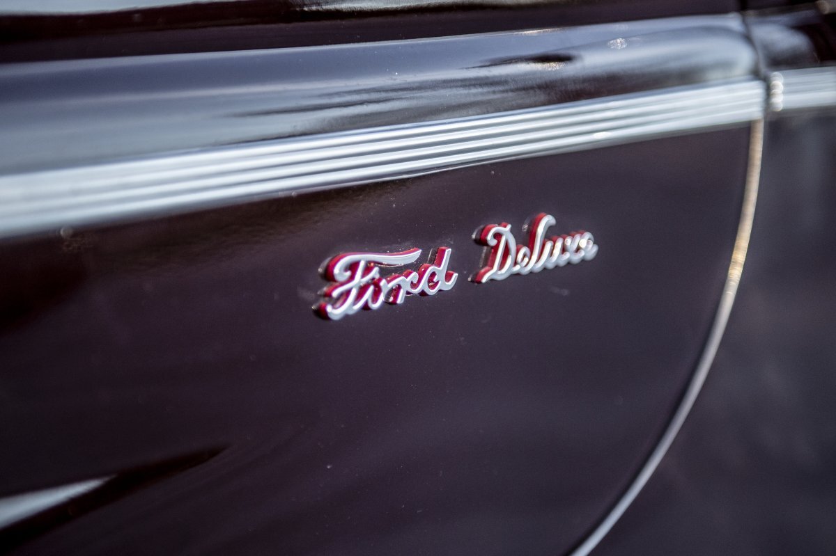 1940 Ford Deluxe Coupe - Photo 13