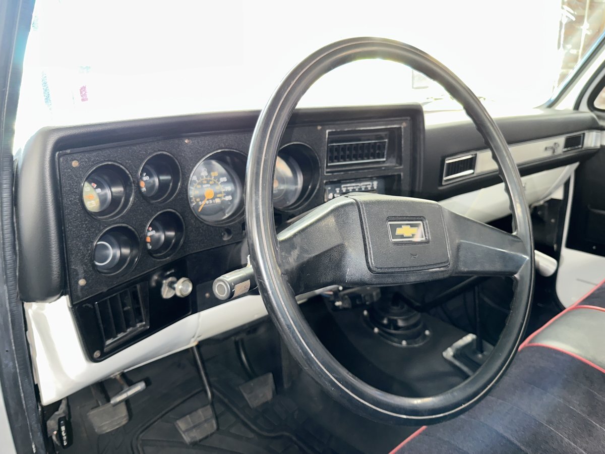 1986 Chevrolet Scottsdale K20 4x4 Long Bed Pickup - Photo 22