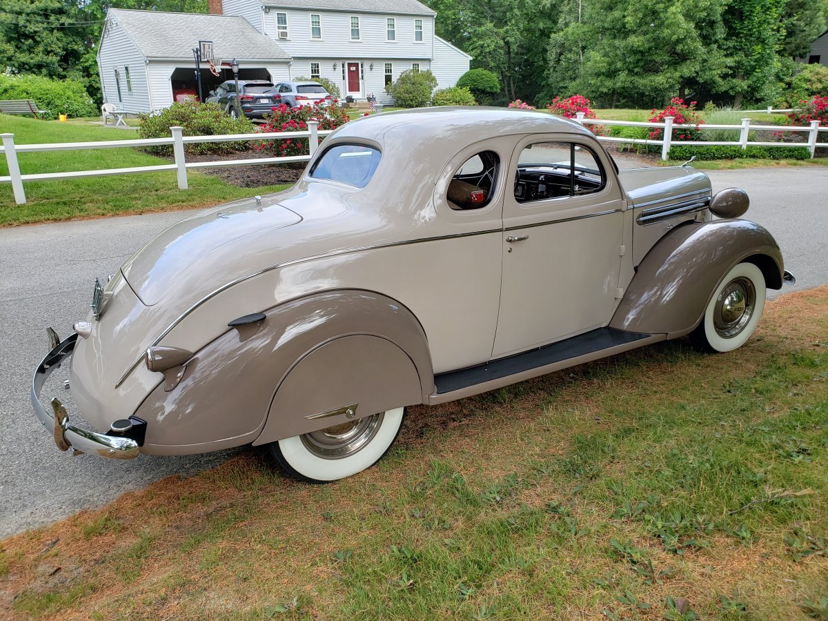 1937 Dodge Business Coupe With Rumble Seat - Photo 32