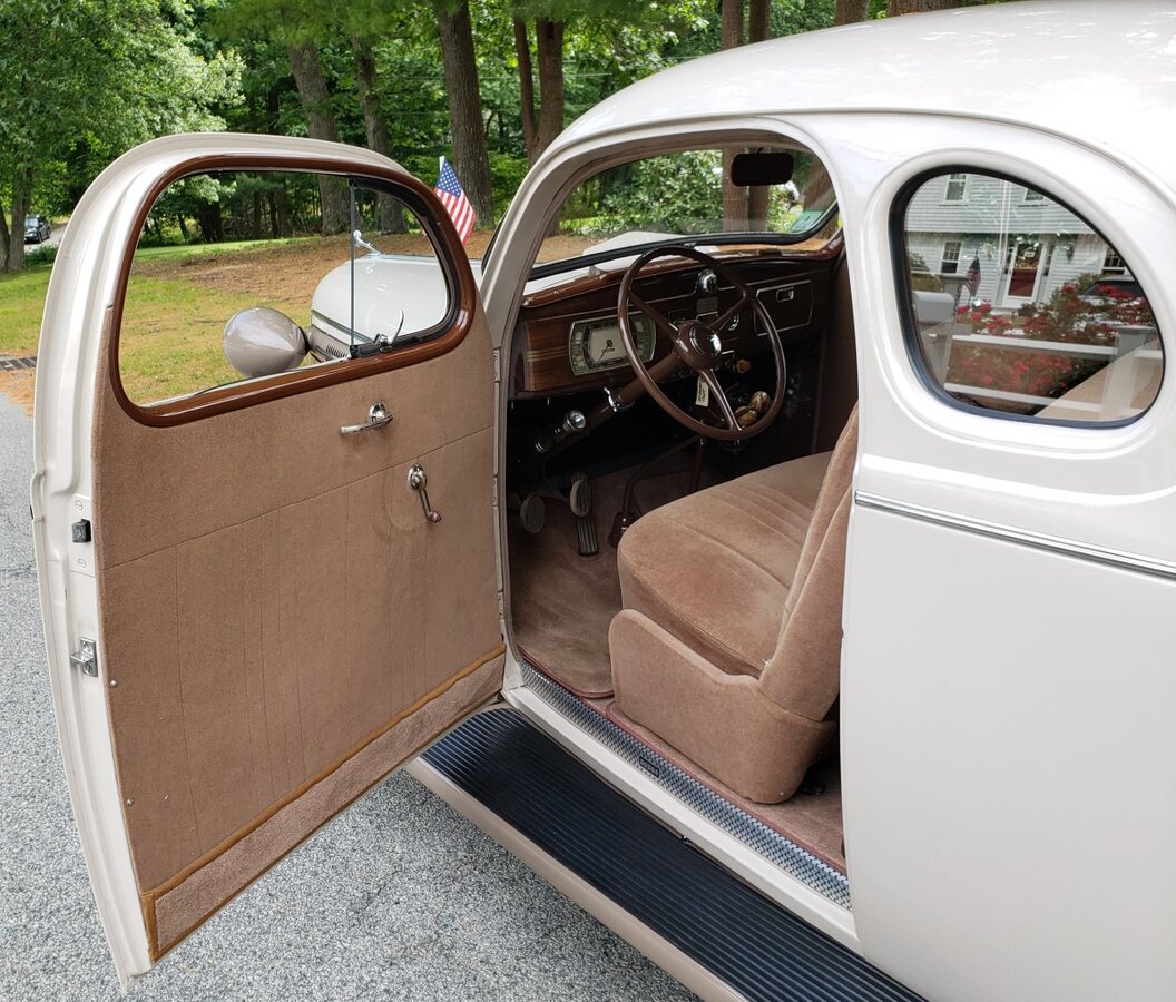 1937 Dodge Business Coupe With Rumble Seat - Photo 22
