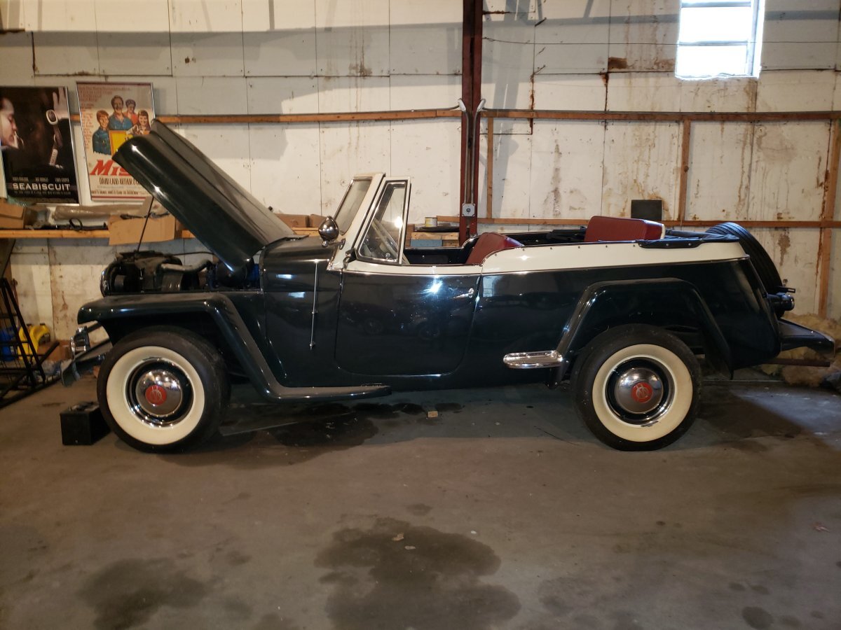 1950 Willys Overland Jeepster 9