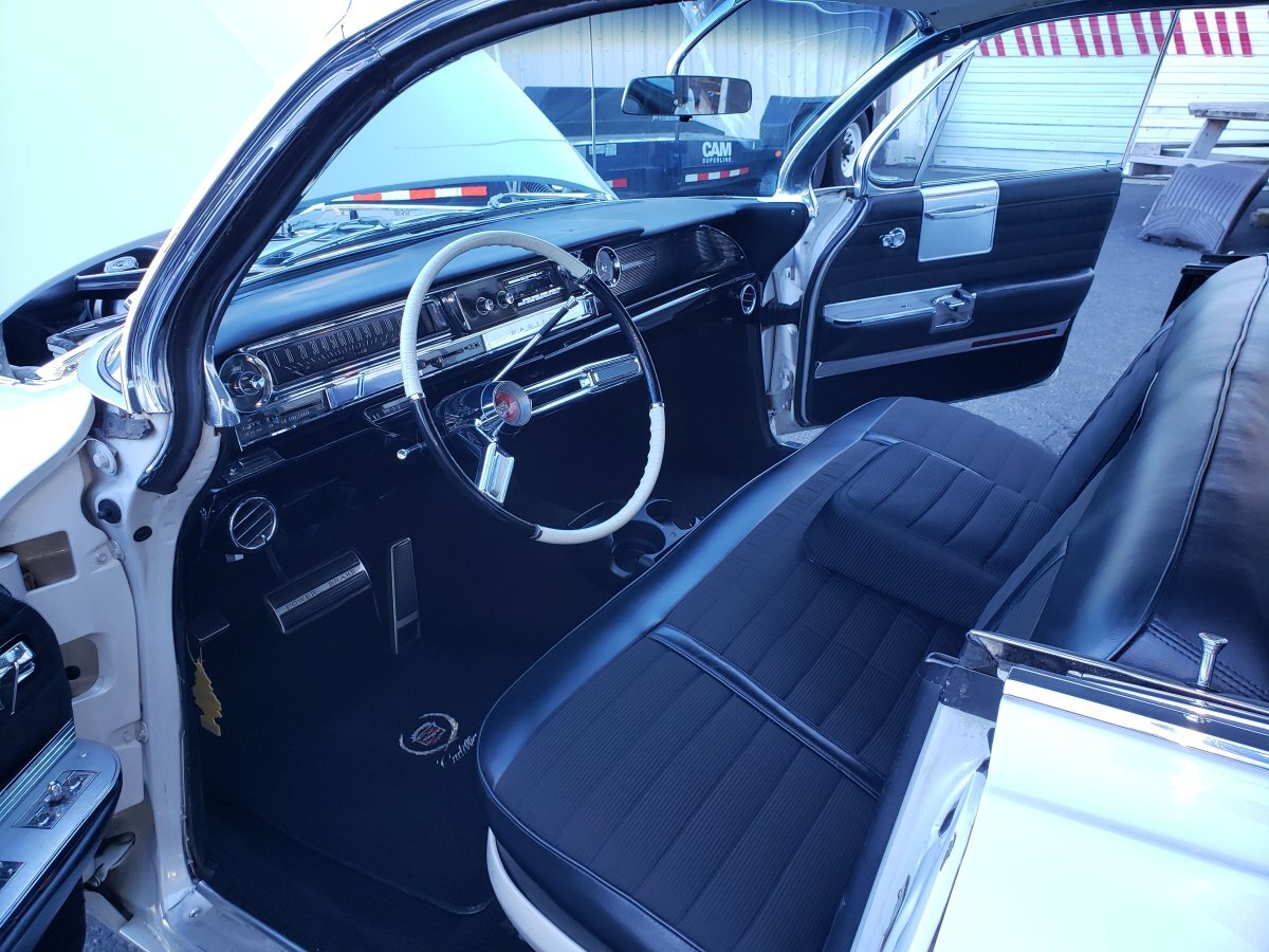 1961 Cadillac Town Sedan Short Deck - Photo 17