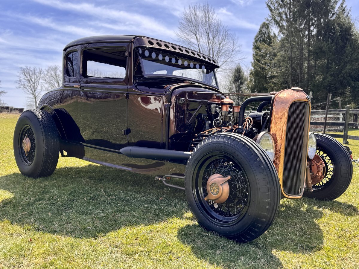 1930 Ford Coupe Custom - Photo 4