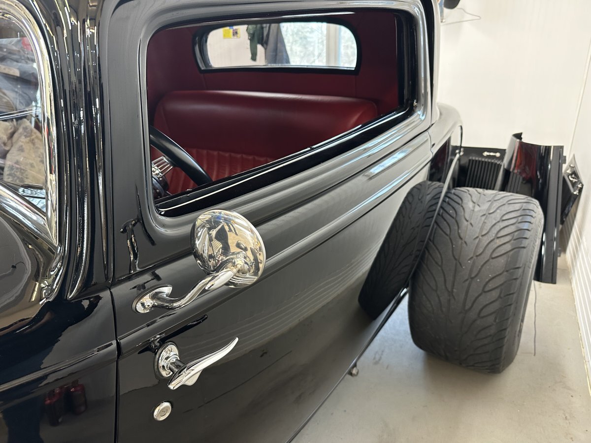 1932 Ford 3 Window Hot Rod Coupe - Photo 21