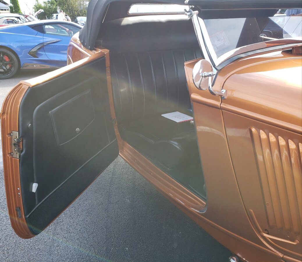 1934 Ford Roadster Custom Convertible - Photo 40