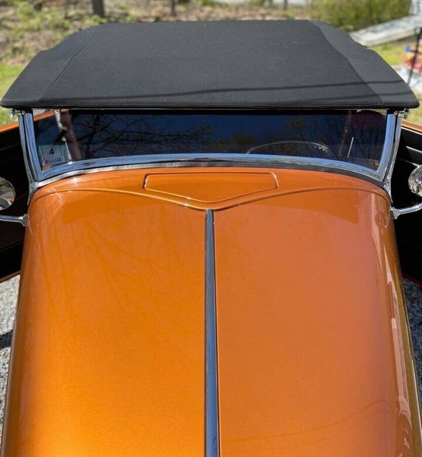 1934 Ford Roadster Custom Convertible - Photo 11