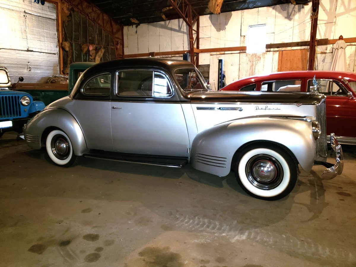 1941 Packard 110 Deluxe Coupe - Photo 2