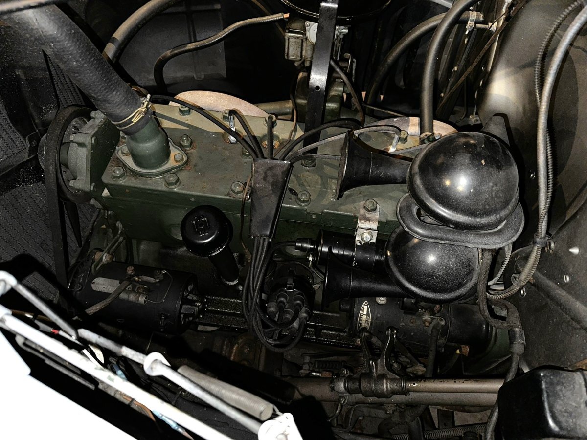 1941 Packard 110 12