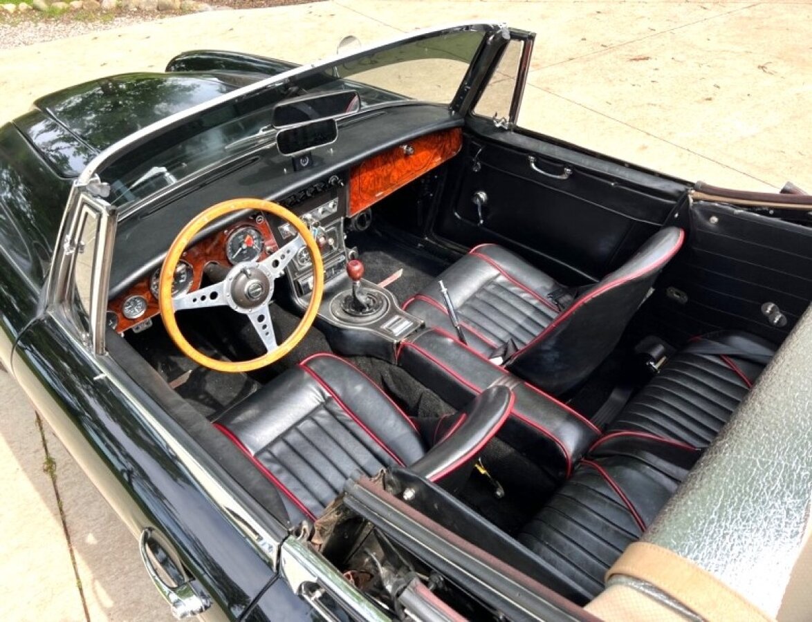 1965 Austin Healey 3000 BJ8 MKIII 17