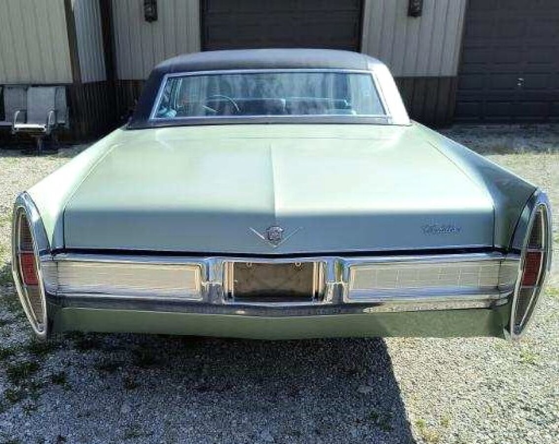 1967 Cadillac DeVille - Photo 45