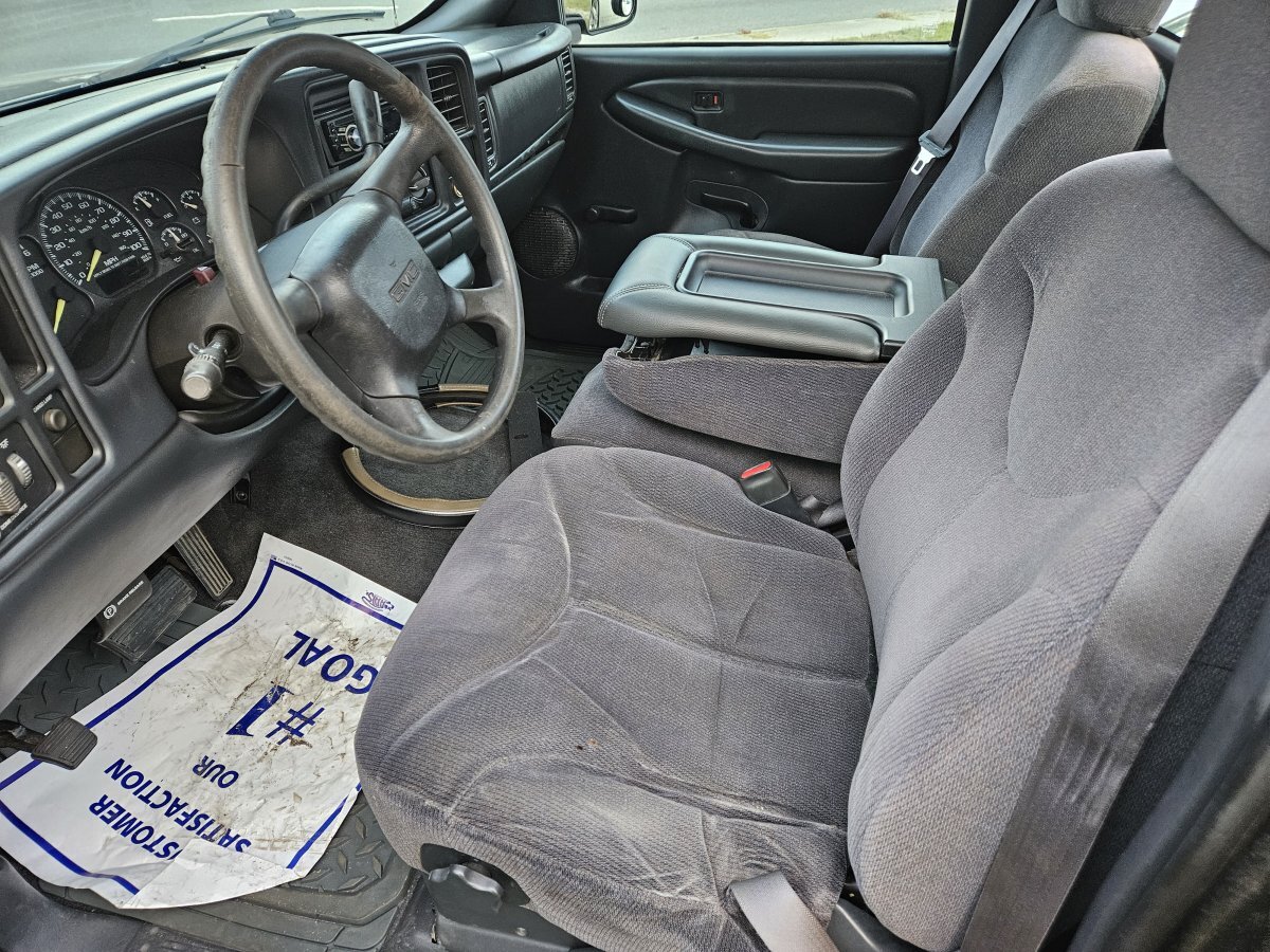 2000 GMC SIERRA 1500 SL REG. CAB SHORT BED 2WD - Photo 5