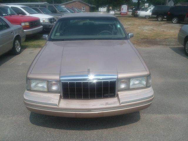 1992 LINCOLN TOWN CAR "Red Neck Deckmobile" Signature"Deckmobile" for sale in Georgetown, SC