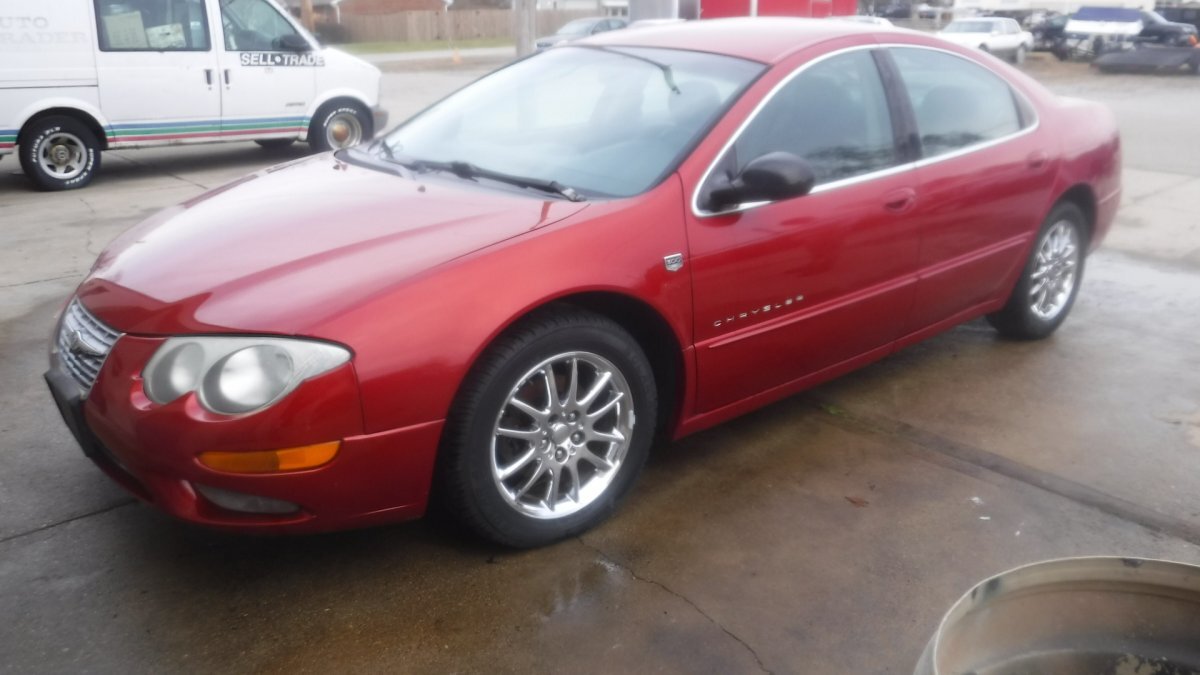 2001 CHRYSLER 300H 3.5 HIGH OUTPUT in Milford, OH