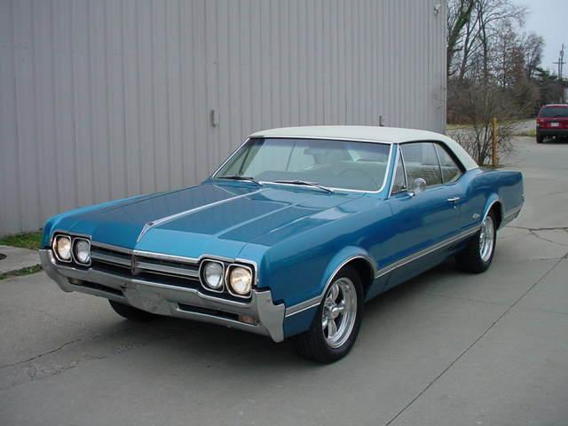 1966 OLDSMOBILE CUTLASS SUPREME HOLIDAY COUPE HOLIDAY HARDTOP COUPE, 425, AUTO in Milford, OH