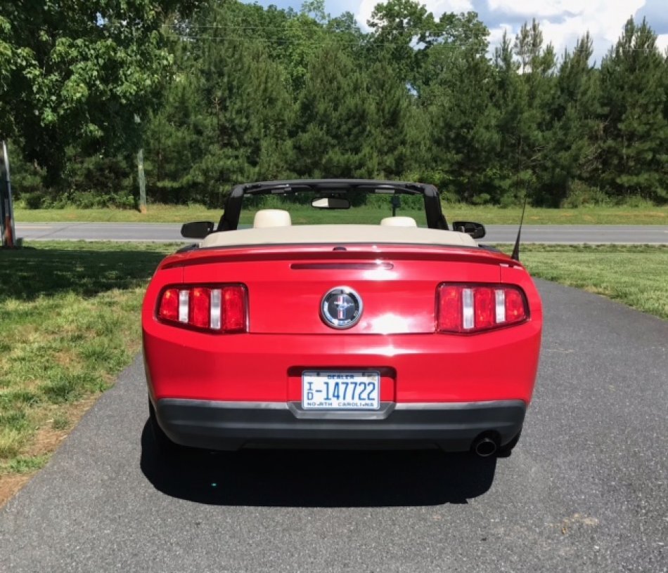 2010 FORD MUSTANG CONVERTIBLE CONVERTIBLE 4.0 ENGINE 5 SPEED TRANSMISSION - Photo 