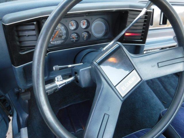1987 CHEVROLET ELCAMINO V8, AUTO, TWO TONE PAINT - Photo 