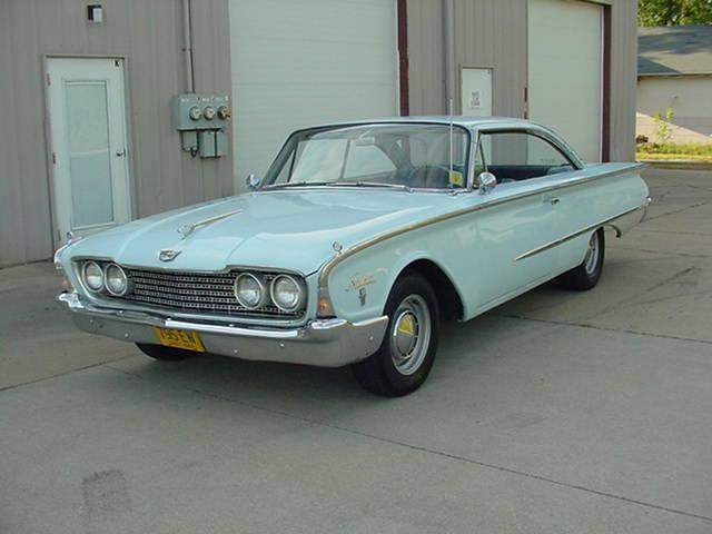 1960 FORD STARLINER 4 SPEED in Milford, OH