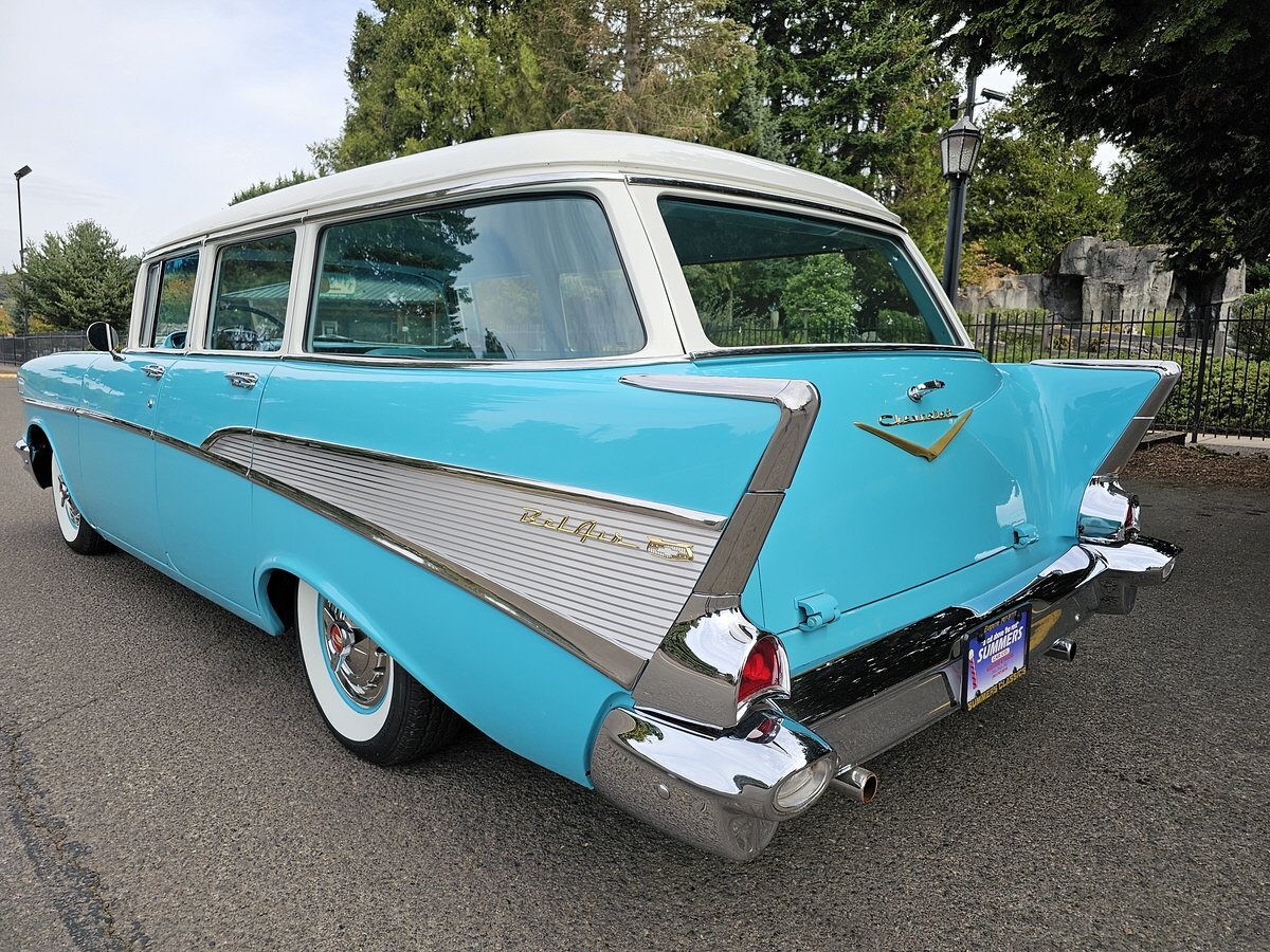 1957 Chevrolet Wagon 4 Door - Photo 