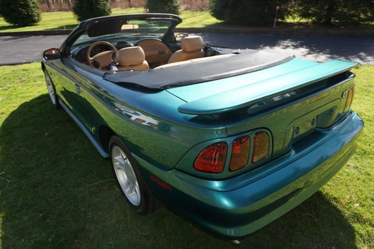 1996 Ford MUSTANG GT CONVERTIBLE MAGNIFICENT GARAGE KEPT 14