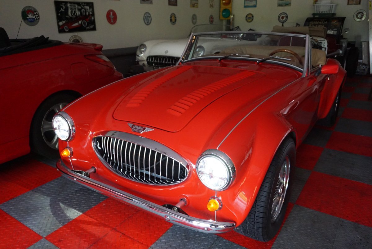1965 AUSTIN HEALEY SEBRING 5000 REPLICA MODIFIED V8-5 SPEED. COBRA IN DISGUISE WITH TOP&WINDOWS&A/C GEOURGEOUS THRUOUT - Photo 39