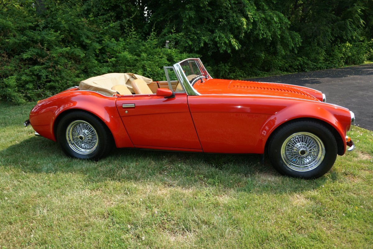 1965 AUSTIN HEALEY SEBRING 5000 REPLICA MODIFIED V8-5 SPEED. COBRA IN DISGUISE WITH TOP&WINDOWS&A/C GEOURGEOUS THRUOUT - Photo 14
