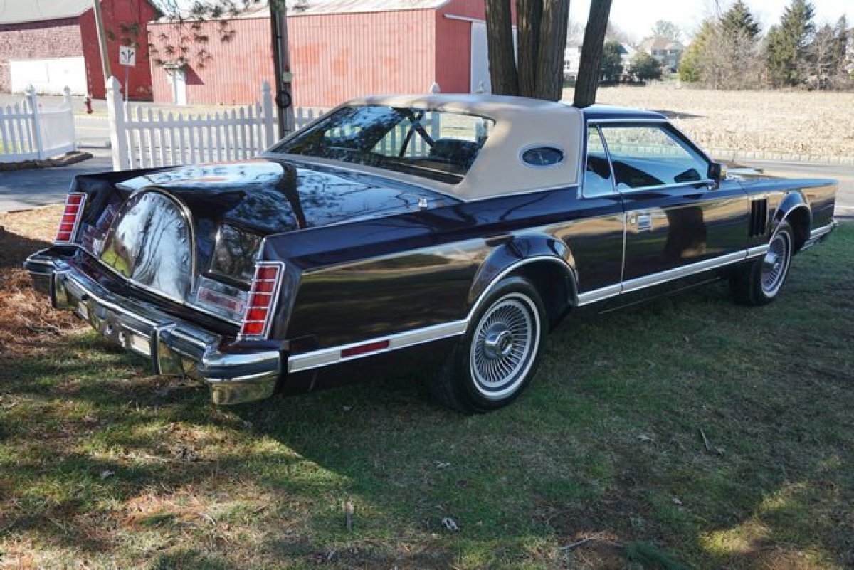 1978 LINCOLN MARK V BILL BLASS EDITION SHOWING 24,210 MILES, FULLY EQUIPED WITH ALL OPTIONS EX DRIVEING CAR - Photo 15