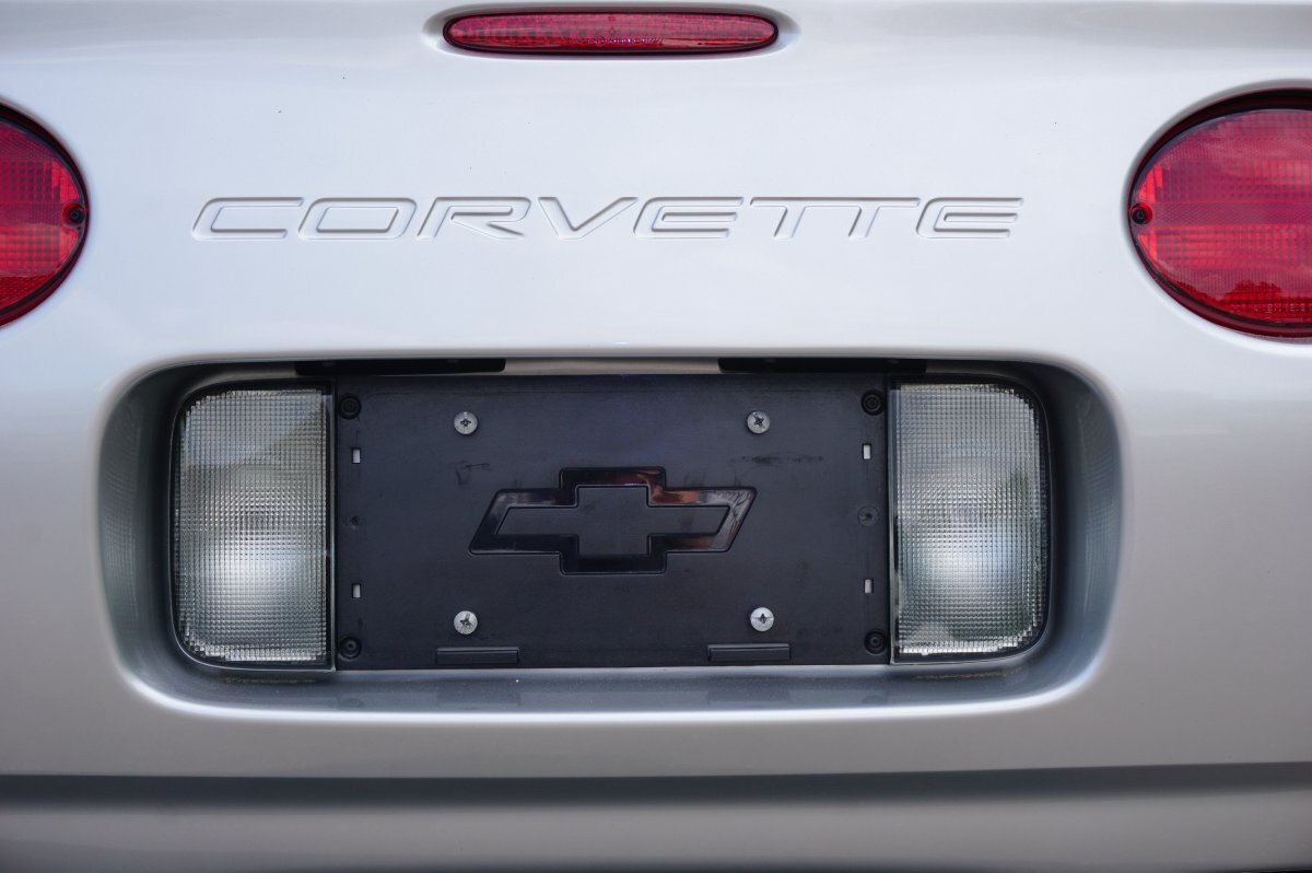 2004 Chevrolet Corvette Z06 - Photo 8