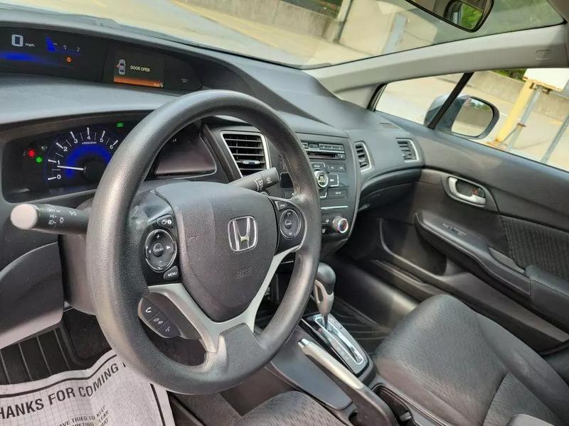 2015 HONDA CIVIC LX Sedan 4D - Photo 17