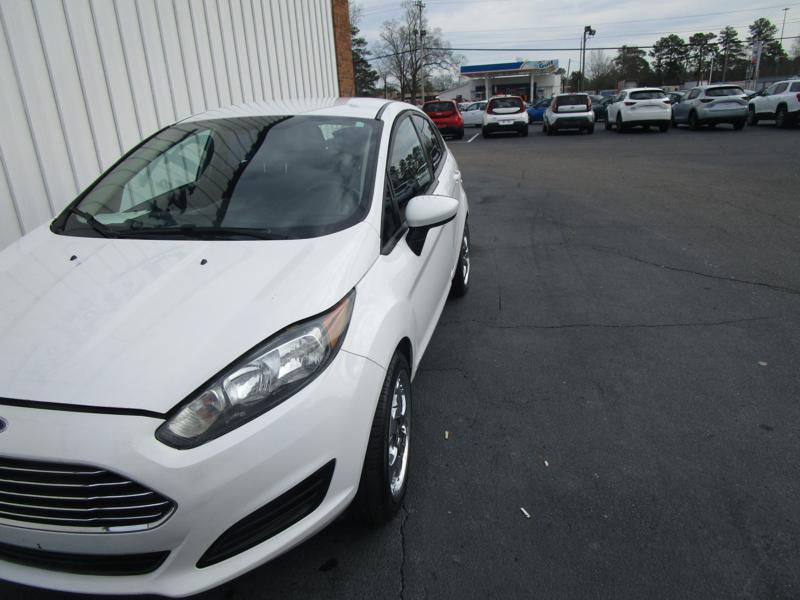Used 2019 Ford Fiesta SE with VIN 3FADP4EJ6KM154238 for sale in Laurinburg, NC
