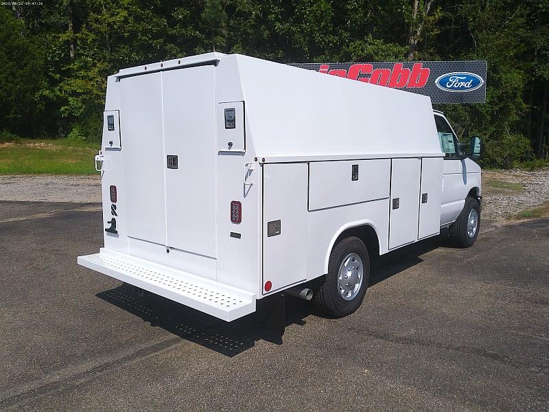 2024 FORD ECONOLINE HENDERSON Tennessee 38340